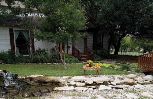 Rainbow House | The Retreat Center at Brazos House Retreat near Glen Rose, Texas
