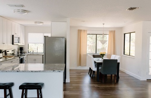 Isle of Palms House | The Retreat close to Mayo Clinic!