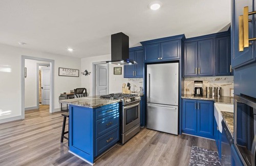 Highlands Cottage | The Retreat- Family Funhouse w/Waterfront Access!