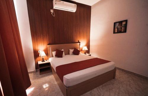 Mirzapur Hotel | The Retreat