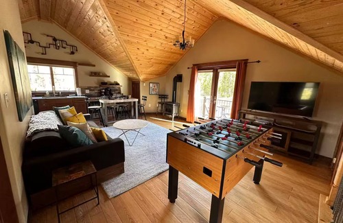 Granby Apartment | The Retreat - minutes from world class skiing and biking at Winter Park Resortnn