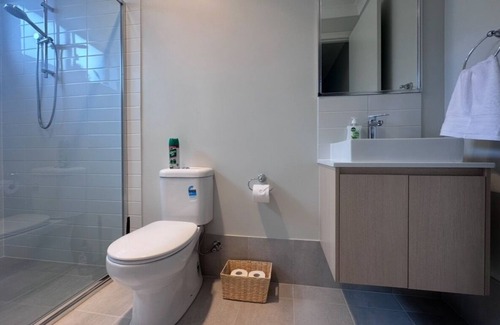 Cameron Park Apartment | The Retreat. Modern Cosy Stylish