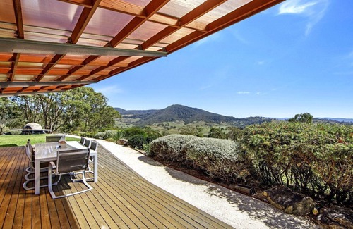 Barrington House | The Retreat - Riverside at Barrington