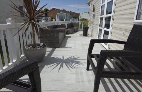 Prestatyn House | The Retreat - Skyline