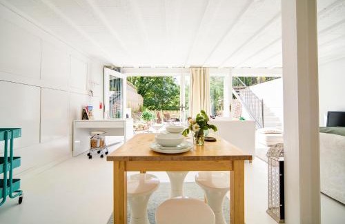 Welton Apartment | The Retreat Studio