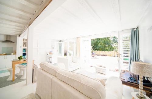 Welton Apartment | The Retreat Studio