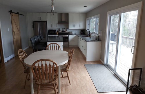Northern Ontario Cottage | The Retreat: Stunning cottage on Lake of the Woods.