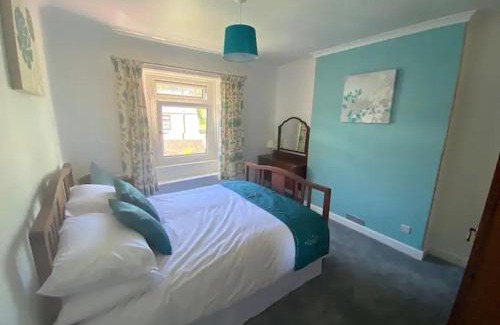 Plympton House | The Retreat @ The Old Smithy, Colebrook Village