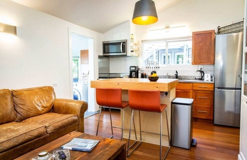 Revelstoke House | The Revelstuck Hut - Downtown Revelstoke