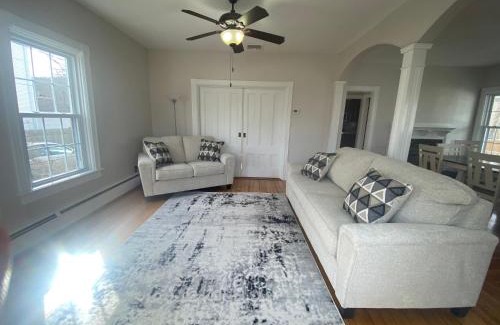Lincoln Apartment | The Rhode Islander