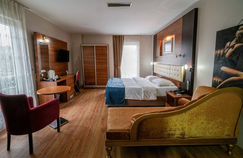 Adapazari Hotel | The Riada Hotel