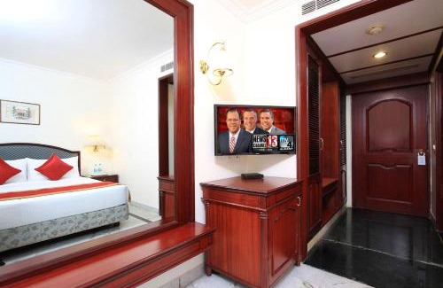 Gandhi Nagar Hotel | The Rialto Hotel
