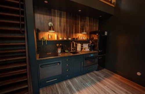 Bellaire Cabin | The Ridge – 650 sqft. Luxe Cabin in Bellaire.