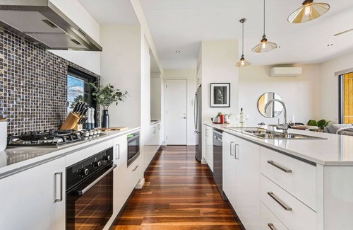 Booroobin House | The Ridge at Maleny