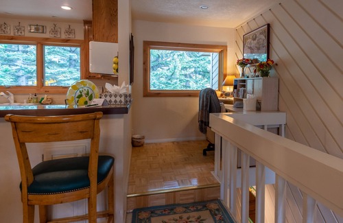 Elkhorn Village Condo | The Ridge Condo 2617 - Walk to Elkhorn Pool, Hot Tub & Tennis