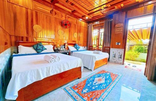 Son Trach Hotel | The Ridge Haven