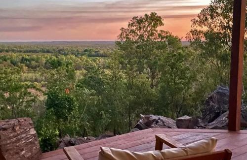 Rum Jungle Cabin | The Ridge Retreat on Litchfield
