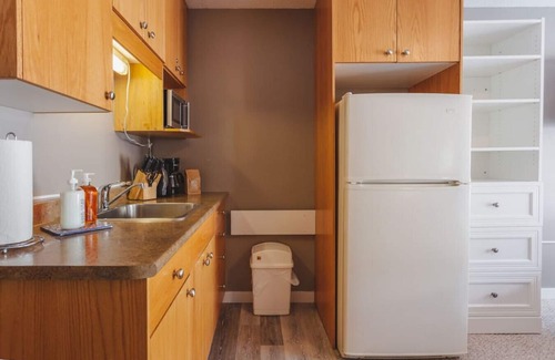 Big White Ski Resort Apartment | The Ridge | Ski-In Ski-Out Condo w/Free Parking