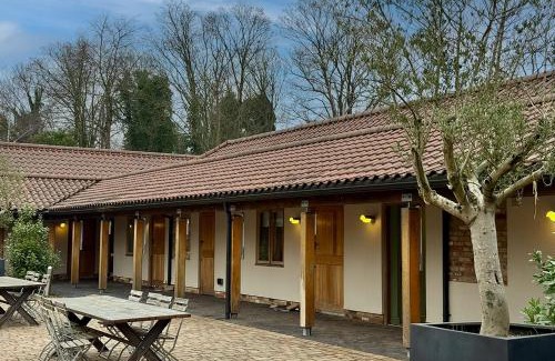 Waltham Cross Hotel | The Ridings at Theobalds Park