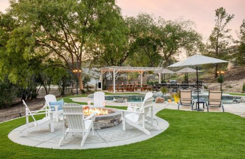Temecula Villa | The Riesling Retreat by AvantStay Estate w Pool HotTub Putting Green Pickle Ball Court