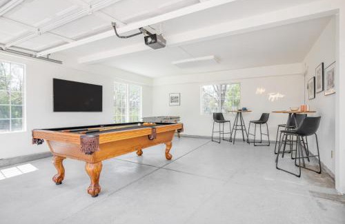 Temecula Villa | The Riesling Retreat by AvantStay Estate w Pool HotTub Putting Green Pickle Ball Court