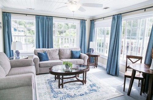 Cambria Hotel | The Rigdon House