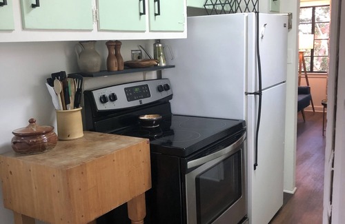 Greensboro House | "The Right Spot"- cheerful house in an ideal location
