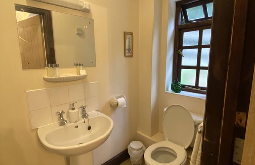 Fawkham Bed & Breakfast | The Rising Sun Inn