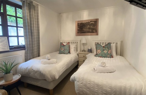 Fawkham Bed & Breakfast | The Rising Sun Inn