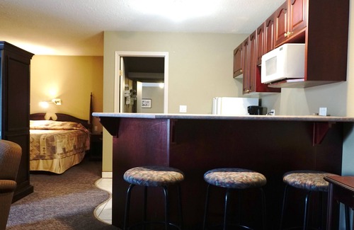 Whitecourt Hotel | The Ritz Cafe and Motor Inn