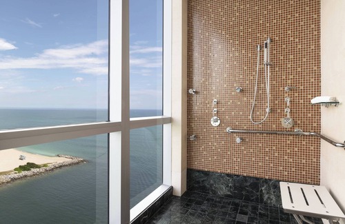Bal Harbour Hotel | The Ritz-Carlton Bal Harbour, Miami