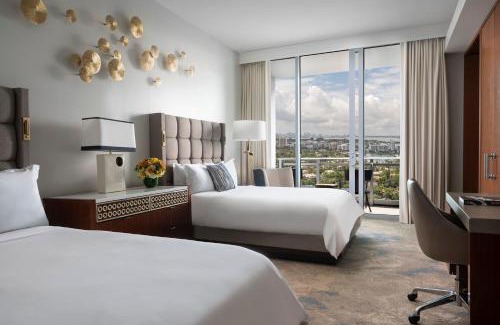 Bal Harbour Resort | The Ritz-Carlton Bal Harbour, Miami