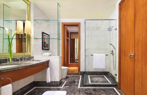 East Kuningan Hotel | The Ritz-Carlton Jakarta, Mega Kuningan