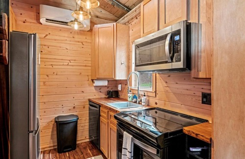 Hayesville House | The Ritz Carlton of Tiny Cabins w/Hot Tub/Fire Pit table
