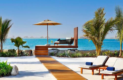Al Hamra Village Resort | The Ritz-Carlton Ras Al Khaimah, Al Hamra Beach