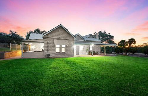 Gordon House | The River Block