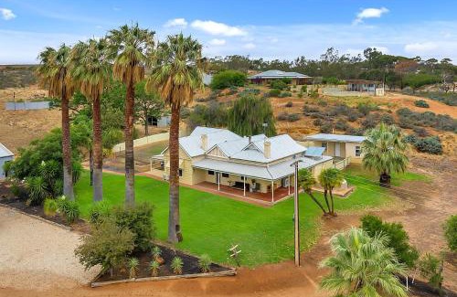 Gordon House | The River Block