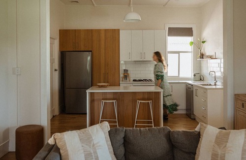 Gordon Bed & Breakfast | The River Block