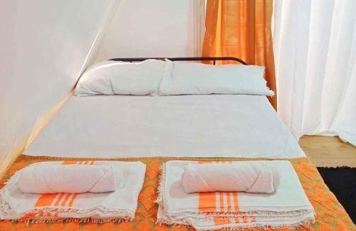 San Vicente Cabin | The River Cabin - Govantes Guesthouse