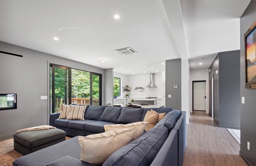 Westholme House | The River House- family friendly home on Chemainus River