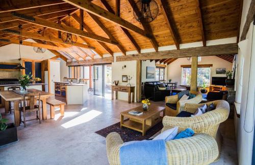 Wanaka Villa | The River House Wanaka