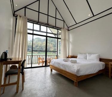 Nong Khiaw House | The River Huts