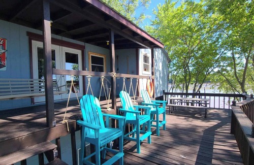 St. Charles House | The River Stables in St. Charles, MO