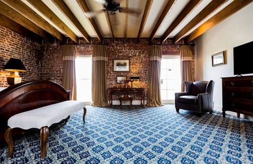 Natchez Hotel | The River Walk Inn - Room 801
