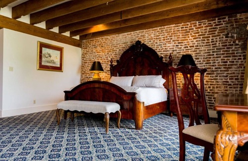 Natchez Hotel | The River Walk Inn - Room 801