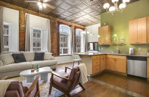 Great Falls Apartment | The Riverdale: Downtown Cory Block Apartment