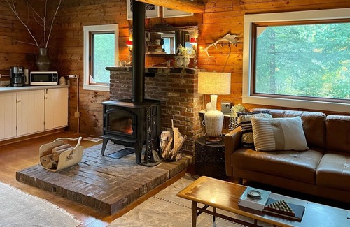 Iron River Cabin | The Riverhaus:Private, peaceful on Paint River
