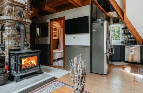 Equinunk Cabin | The Riverside Cabin - Rustic & Private Retreat