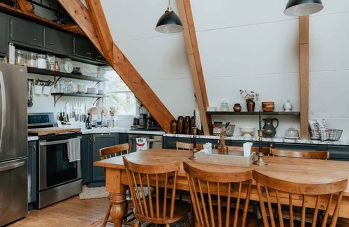 Equinunk Cabin | The Riverside Cabin - Rustic & Private Retreat