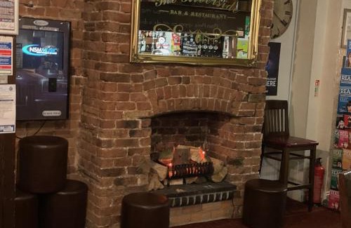 Sutton Bridge Hotel | The Riverside